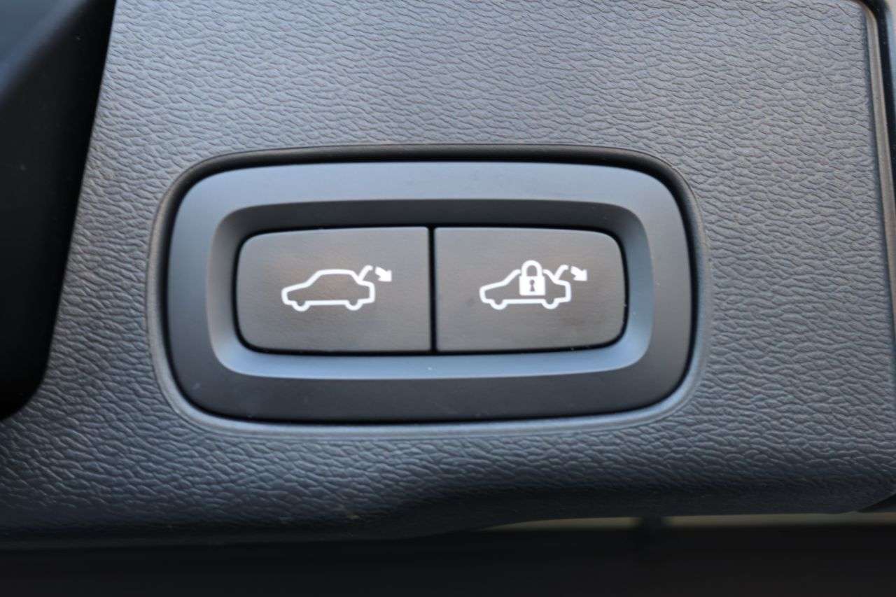 2023 VOLVO XC60 2023 VOLVO XC60