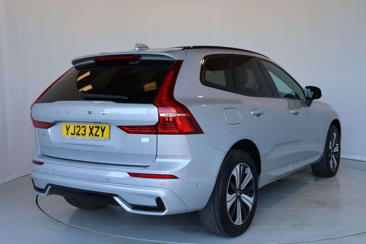 2023 VOLVO XC60 2023 VOLVO XC60