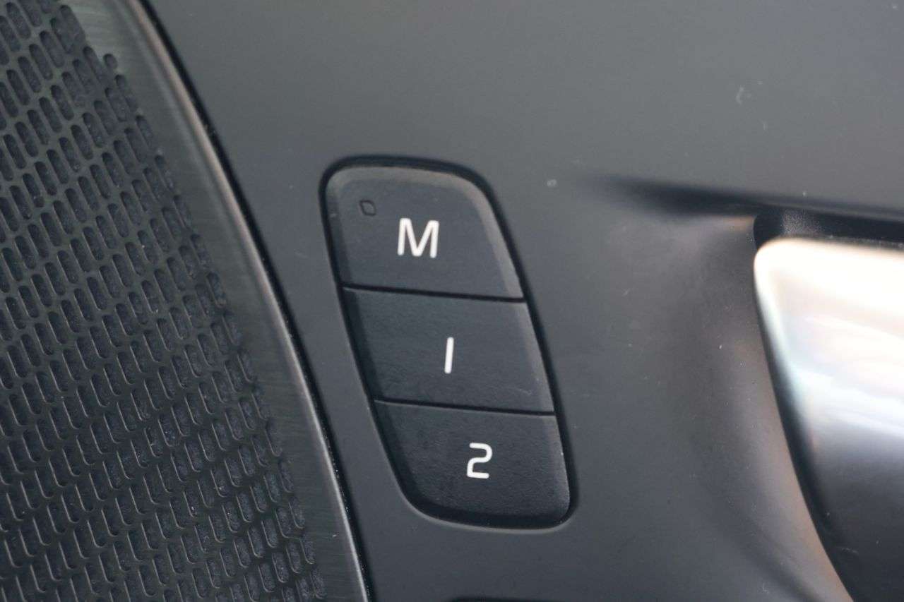 2023 VOLVO XC60 2023 VOLVO XC60