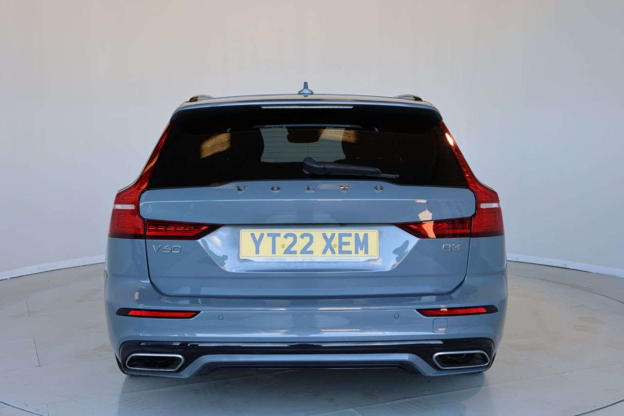 2022 VOLVO V60 2022 VOLVO V60