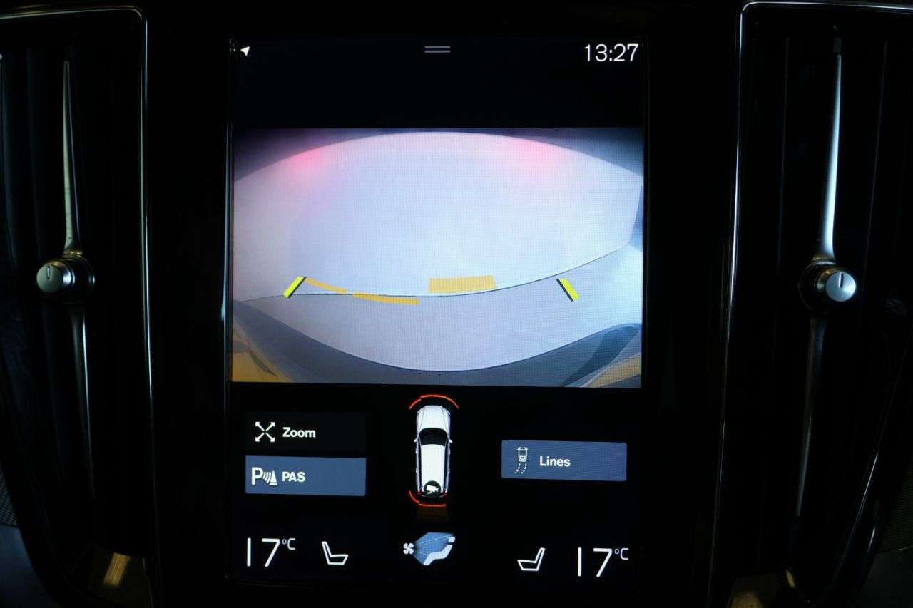 2022 VOLVO V60 2022 VOLVO V60