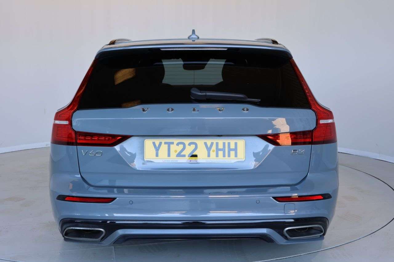 2022 VOLVO V60 2022 VOLVO V60