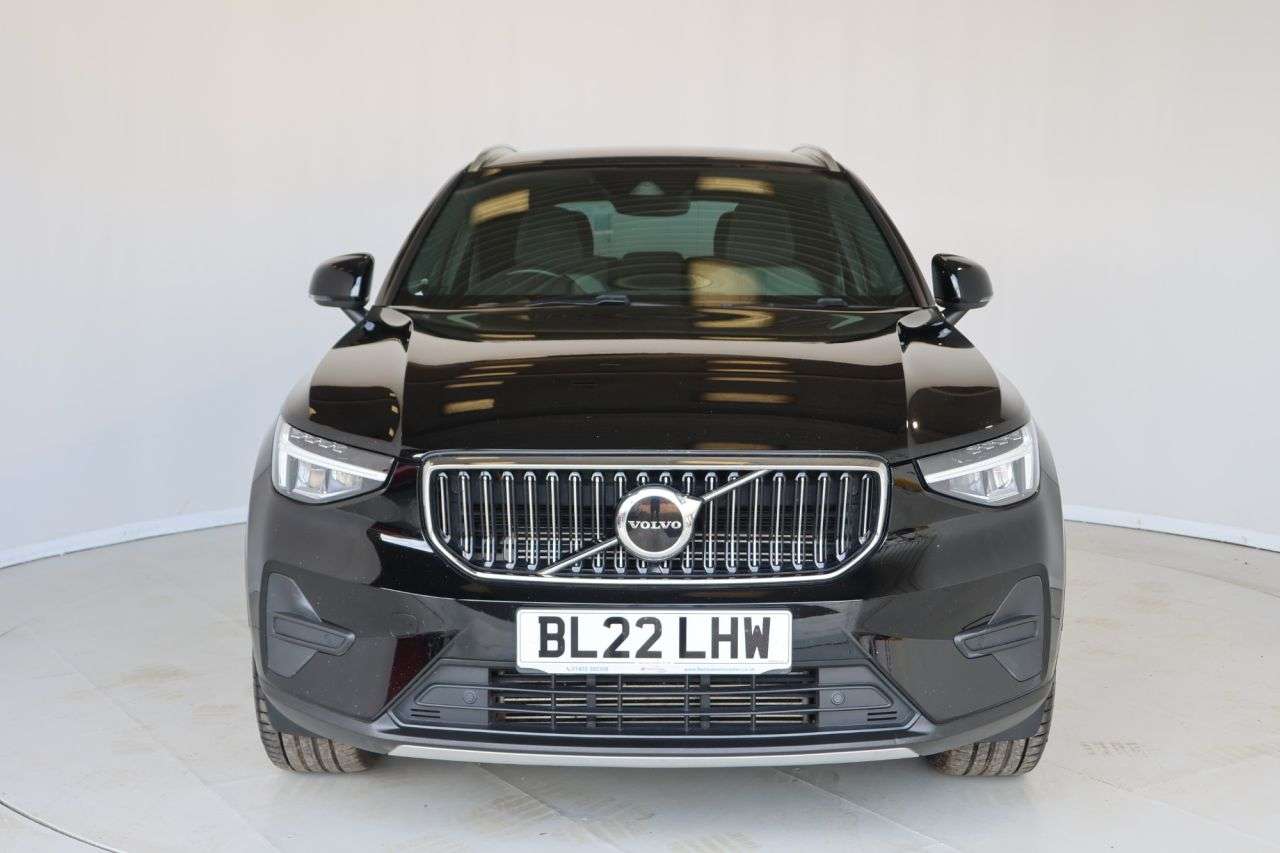 2022 VOLVO XC40 2022 VOLVO XC40