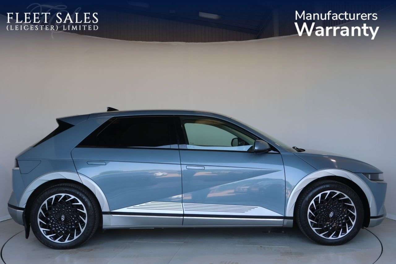 A 2022 HYUNDAI IONIQ 5 73kWh Ultimate Hatchback 5dr Electric Auto (217 ps) HEATING + COOLING FRONT A 2022 HYUNDAI IONIQ 5 73kWh Ultimate Hatchback 5dr Electric Auto (217 ps) HEATING + COOLING FRONT