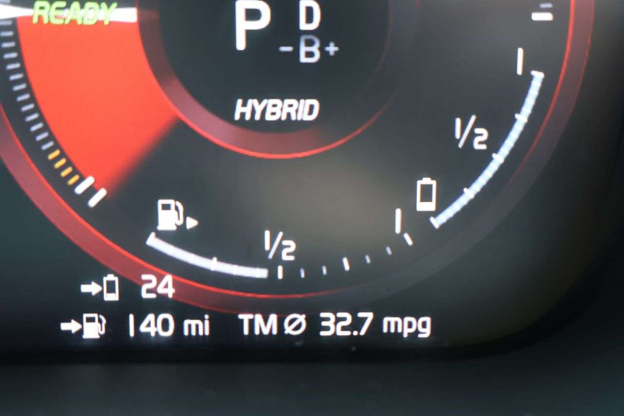 2021 VOLVO XC40 2021 VOLVO XC40