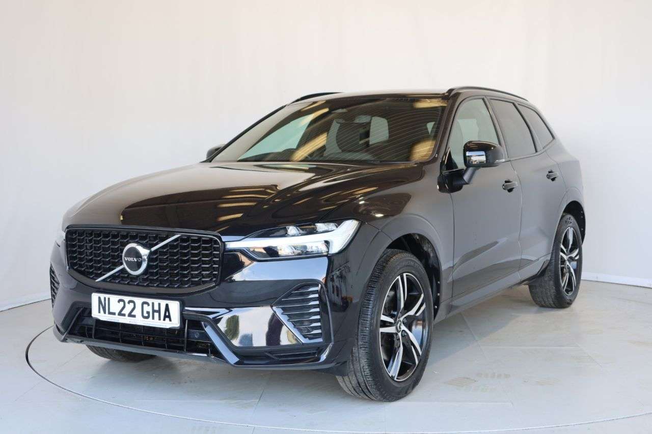 A 2022 VOLVO XC60 2.0 B5 MHEV R-Design SUV 5dr Petrol Hybrid Auto Euro 6 (s/s) (250 ps) HEATE A 2022 VOLVO XC60 2.0 B5 MHEV R-Design SUV 5dr Petrol Hybrid Auto Euro 6 (s/s) (250 ps) HEATE