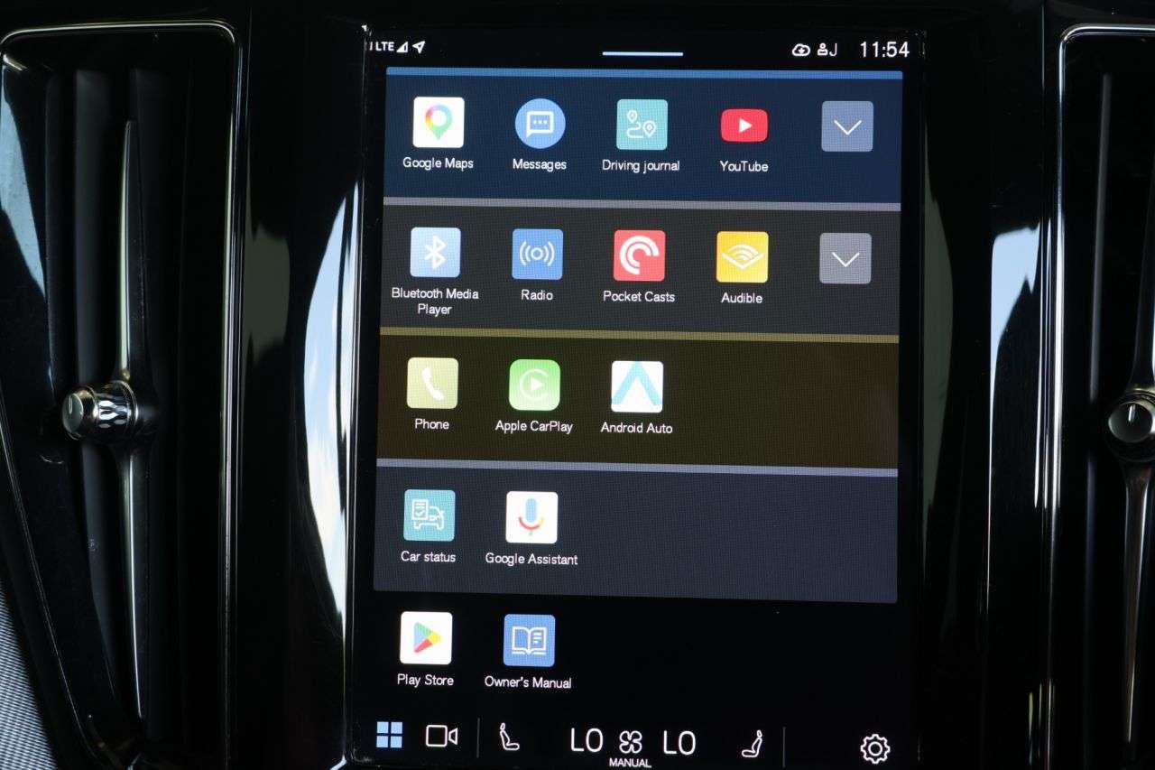2022 VOLVO XC60 2022 VOLVO XC60