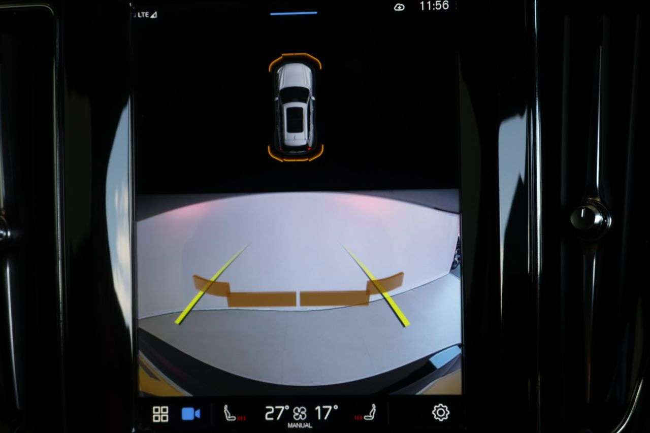 2022 VOLVO XC60 2022 VOLVO XC60