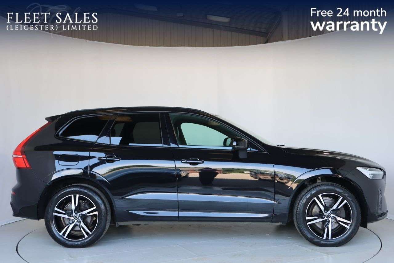 A 2022 VOLVO XC60 2.0 B5 MHEV R-Design SUV 5dr Petrol Hybrid Auto Euro 6 (s/s) (250 ps) HEATE A 2022 VOLVO XC60 2.0 B5 MHEV R-Design SUV 5dr Petrol Hybrid Auto Euro 6 (s/s) (250 ps) HEATE