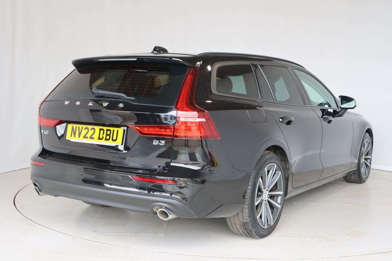 2022 VOLVO V60 2022 VOLVO V60