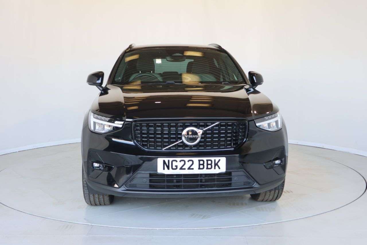 2022 VOLVO XC40 2022 VOLVO XC40