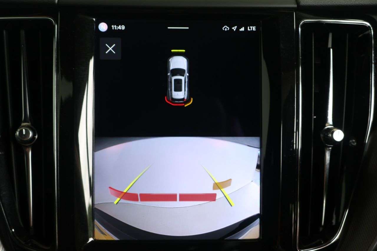 2022 VOLVO XC60 2022 VOLVO XC60