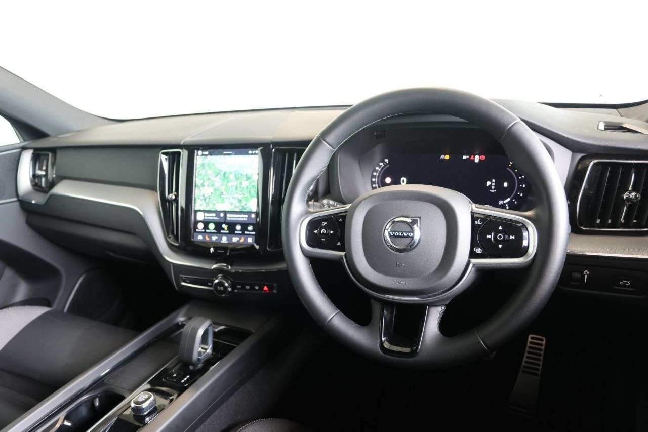 2022 VOLVO XC60 2022 VOLVO XC60