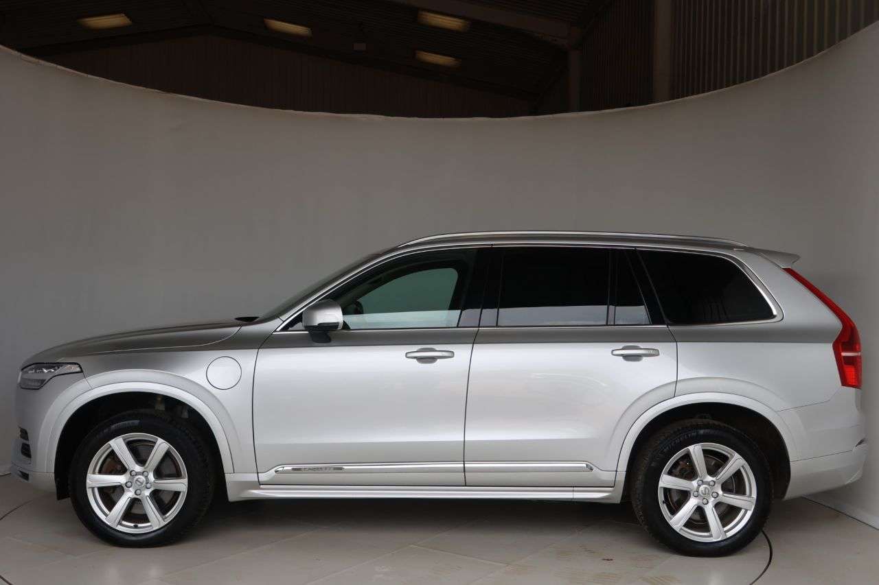 2022 VOLVO XC90 2022 VOLVO XC90