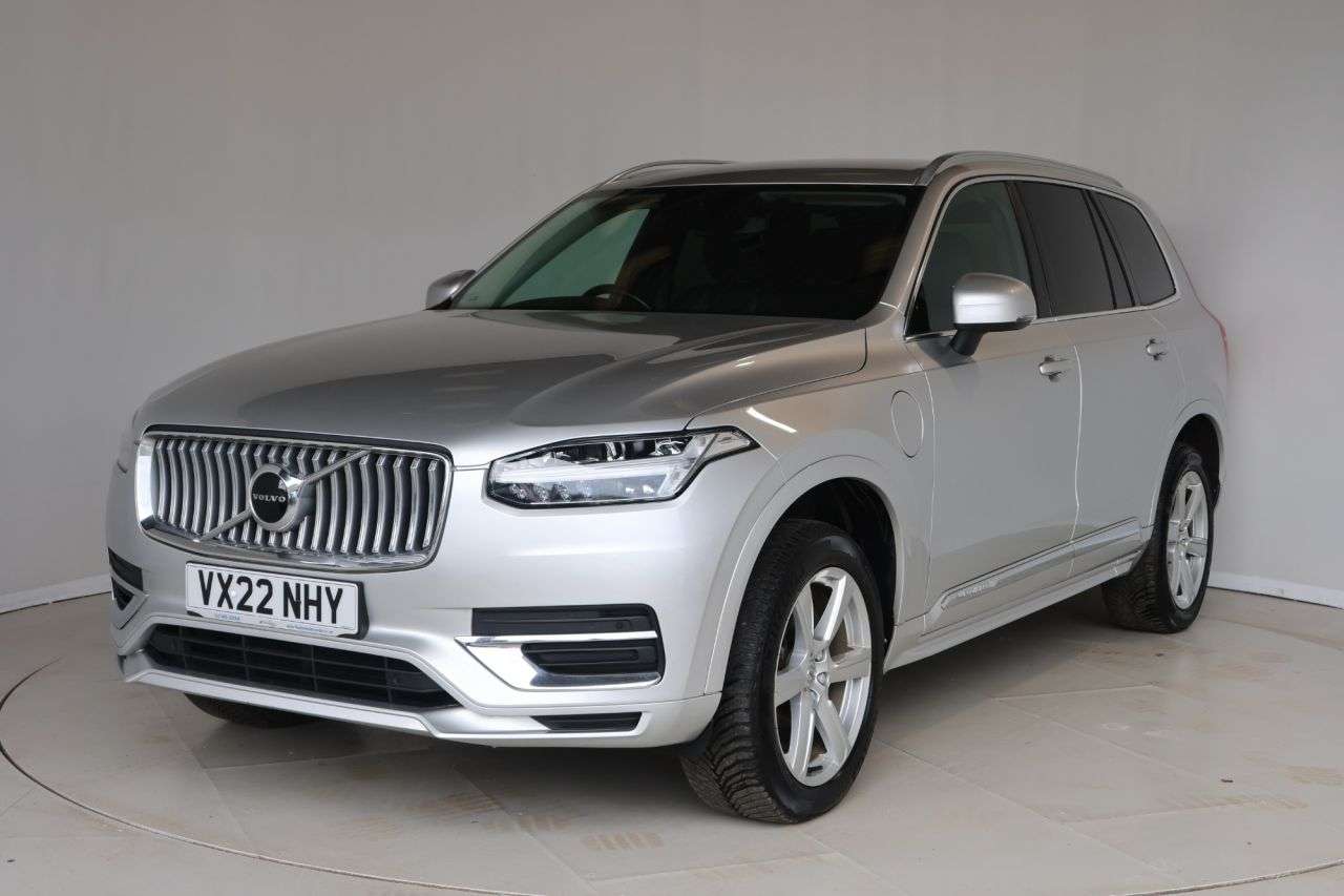 A 2022 VOLVO XC90 2.0h T8 Recharge 18.8kWh Inscription Expression SUV 5dr Petrol Plug-in Hybr A 2022 VOLVO XC90 2.0h T8 Recharge 18.8kWh Inscription Expression SUV 5dr Petrol Plug-in Hybr
