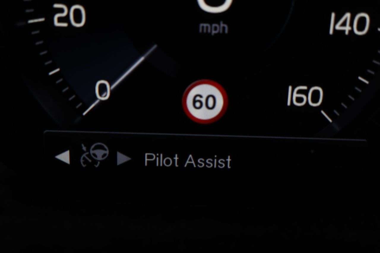 2022 VOLVO XC90 2022 VOLVO XC90