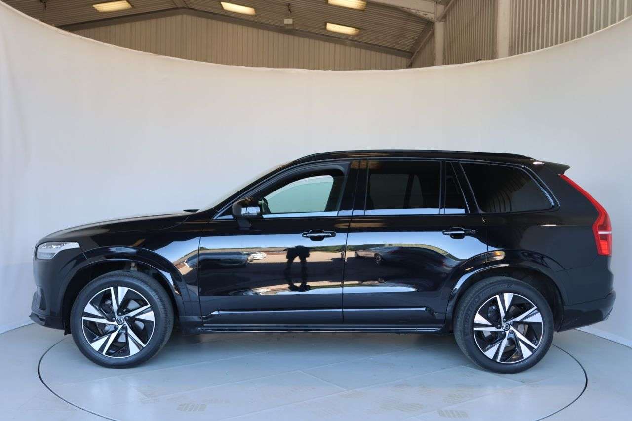 2022 VOLVO XC90 2022 VOLVO XC90