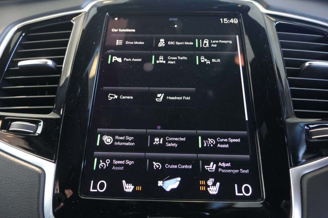 2022 VOLVO XC90 2022 VOLVO XC90