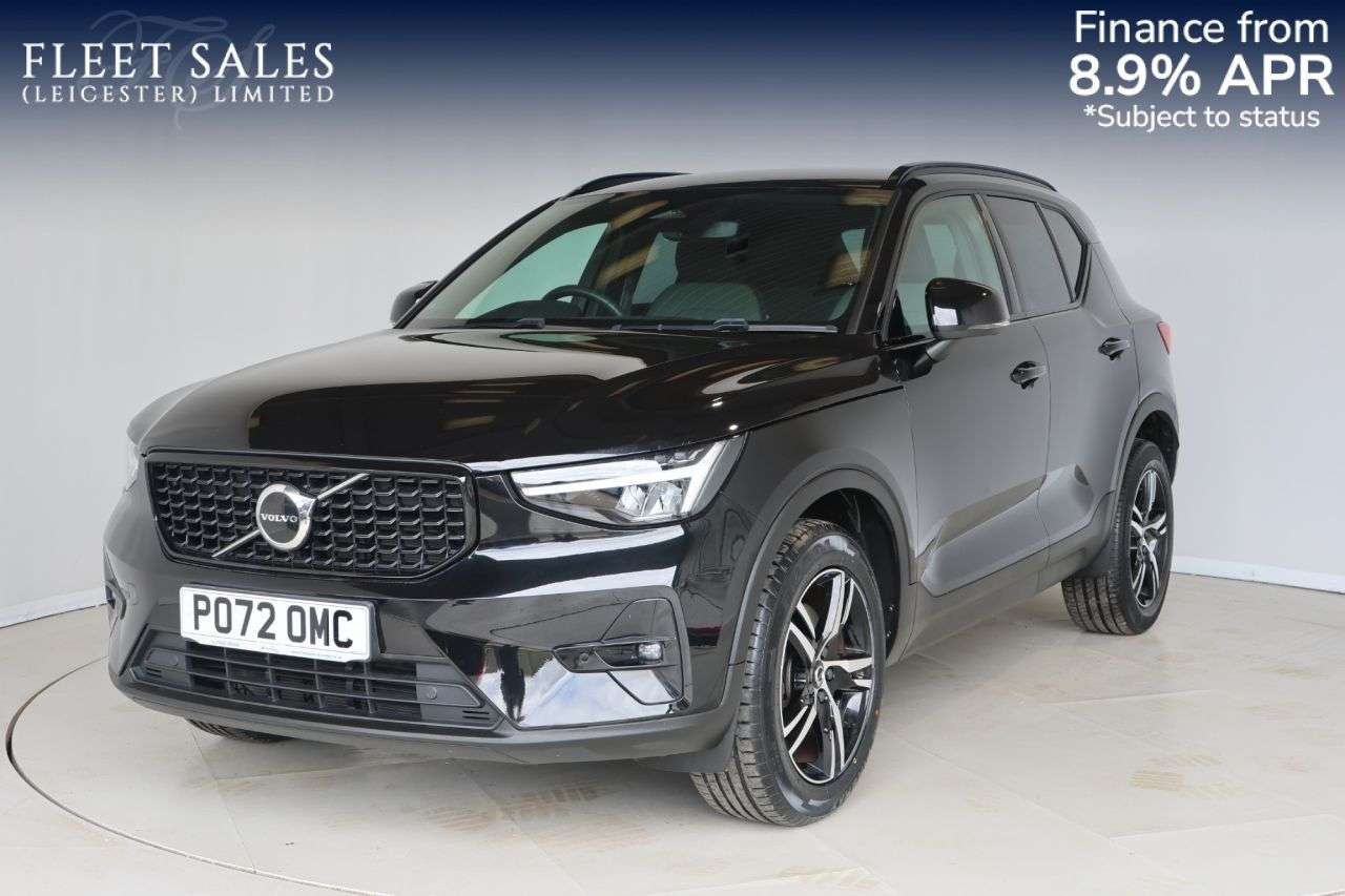 A 2022 VOLVO XC40 2.0 B3 MHEV Plus Dark SUV 5dr Petrol Hybrid DCT Auto Euro 6 (s/s) (163 ps) A 2022 VOLVO XC40 2.0 B3 MHEV Plus Dark SUV 5dr Petrol Hybrid DCT Auto Euro 6 (s/s) (163 ps)