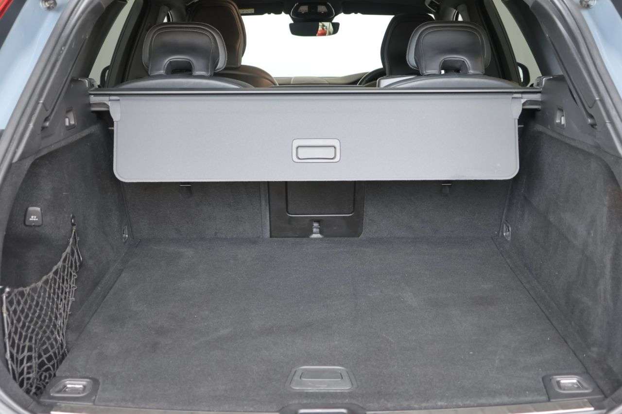 2022 VOLVO XC60 2022 VOLVO XC60