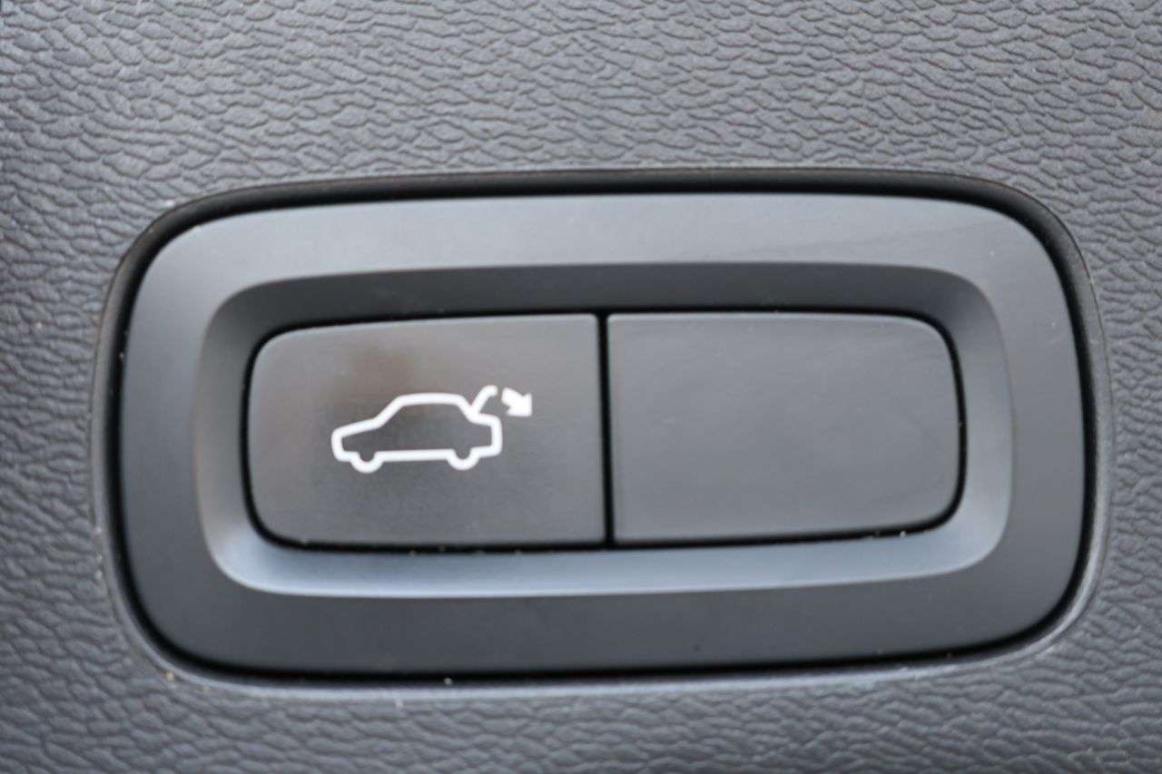 2023 VOLVO XC60 2023 VOLVO XC60