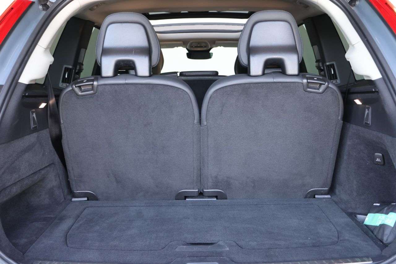 2022 VOLVO XC90 2022 VOLVO XC90