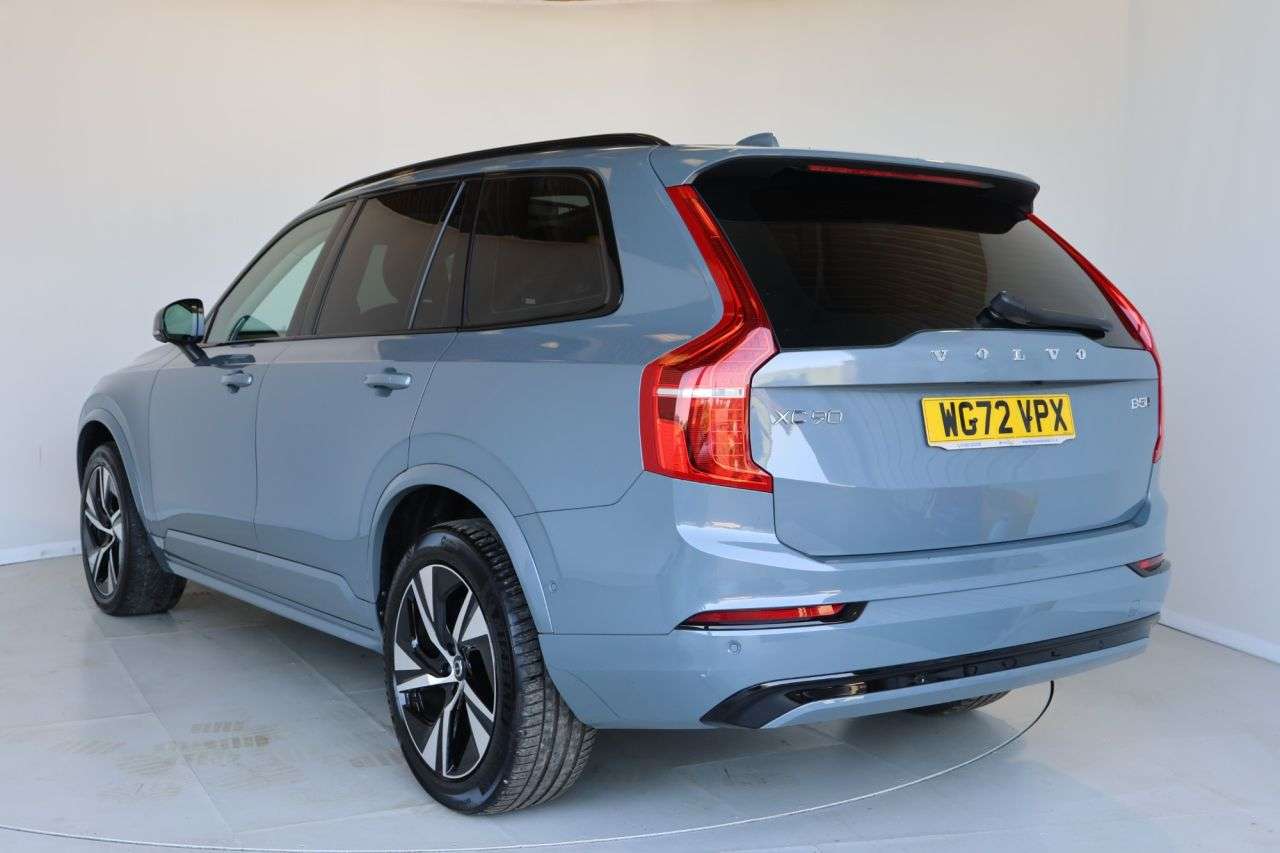 2022 VOLVO XC90 2022 VOLVO XC90