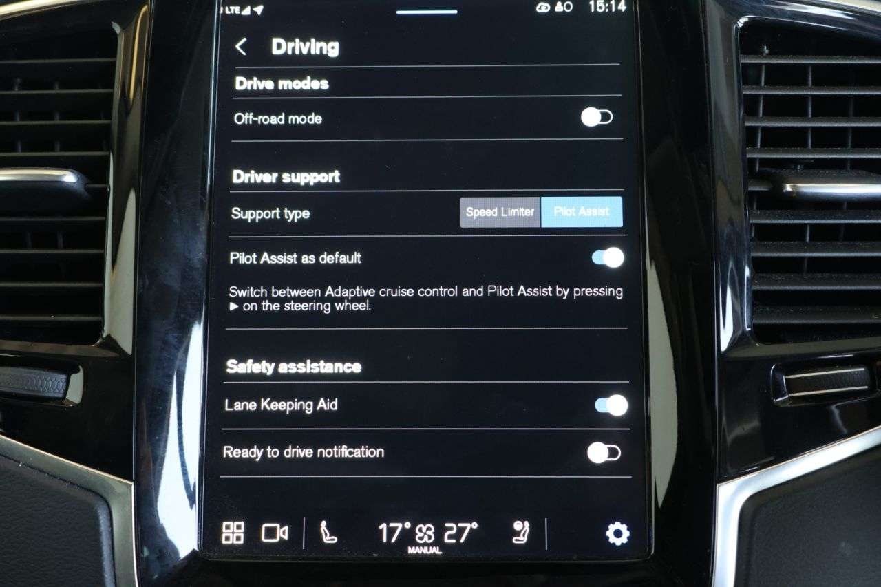 2022 VOLVO XC90 2022 VOLVO XC90