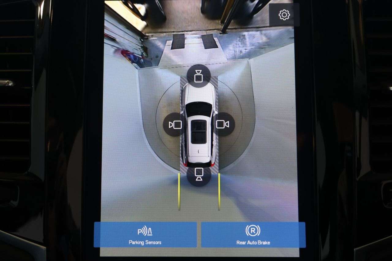 2022 VOLVO XC90 2022 VOLVO XC90