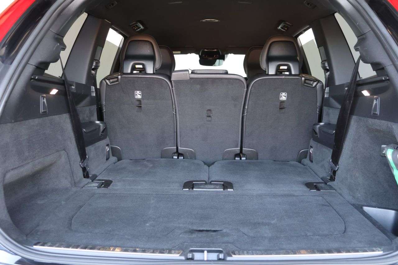 2022 VOLVO XC90 2022 VOLVO XC90