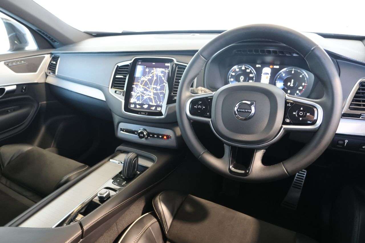 2022 VOLVO XC90 2022 VOLVO XC90