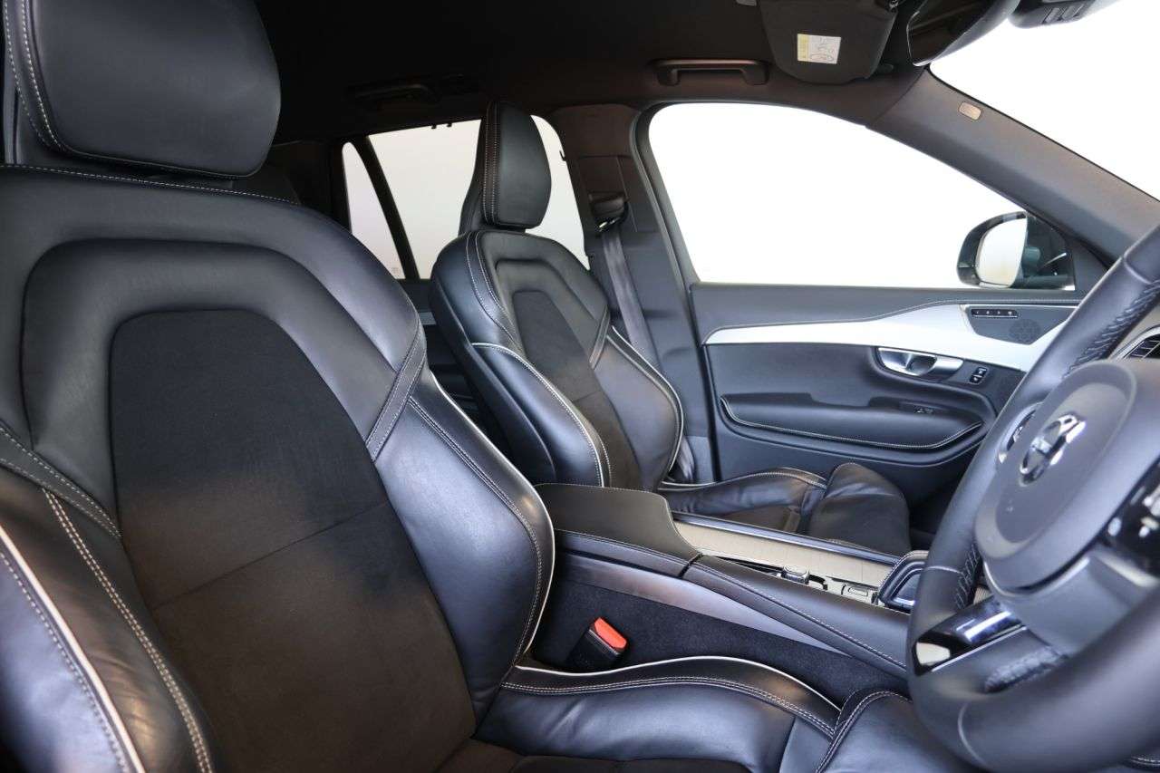 2022 VOLVO XC90 2022 VOLVO XC90