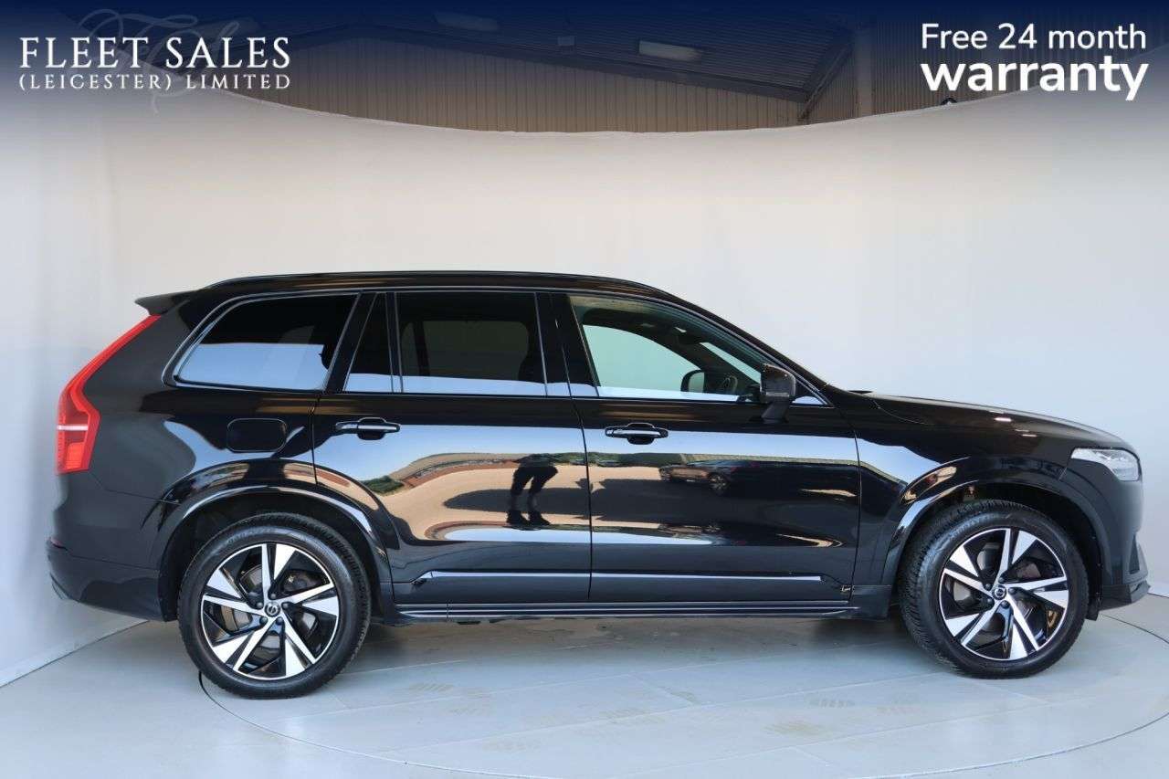 A 2022 VOLVO XC90 2.0 B5 MHEV R-Design SUV 5dr Diesel Hybrid Auto 4WD Euro 6 (s/s) (235 ps) P A 2022 VOLVO XC90 2.0 B5 MHEV R-Design SUV 5dr Diesel Hybrid Auto 4WD Euro 6 (s/s) (235 ps) P