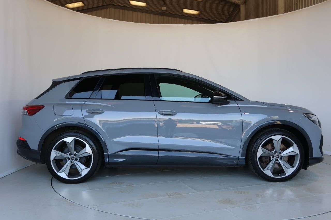 A 2024 AUDI Q4 E-TRON 45 Black Edition SUV 5dr Electric Auto 82kWh (286 ps) REMAINING MANUFACTURE A 2024 AUDI Q4 E-TRON 45 Black Edition SUV 5dr Electric Auto 82kWh (286 ps) REMAINING MANUFACTURE