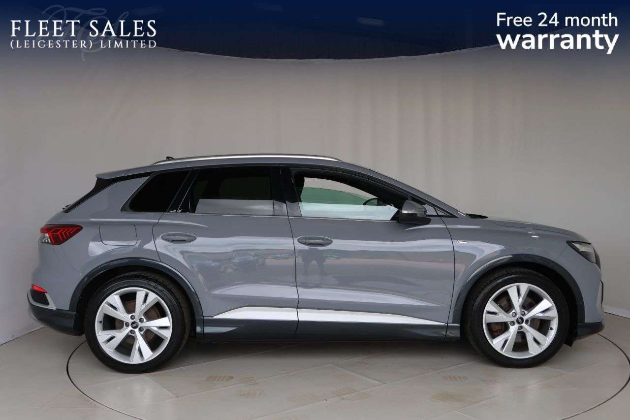 A 2022 AUDI Q4 E-TRON 40 S line SUV 5dr Electric Auto 82kWh (204 ps) APPLE CAR PLAY + ANDROID AUT A 2022 AUDI Q4 E-TRON 40 S line SUV 5dr Electric Auto 82kWh (204 ps) APPLE CAR PLAY + ANDROID AUT