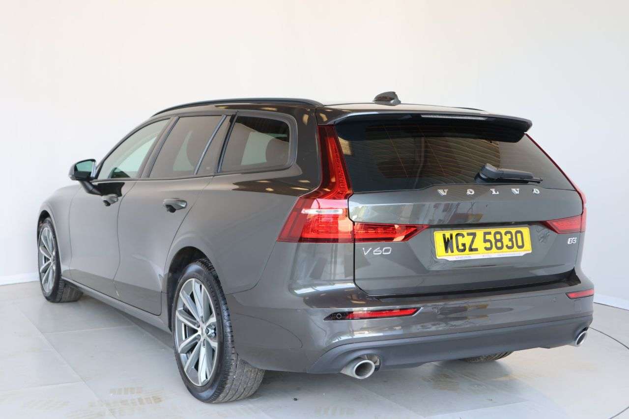 2022 VOLVO V60 2022 VOLVO V60