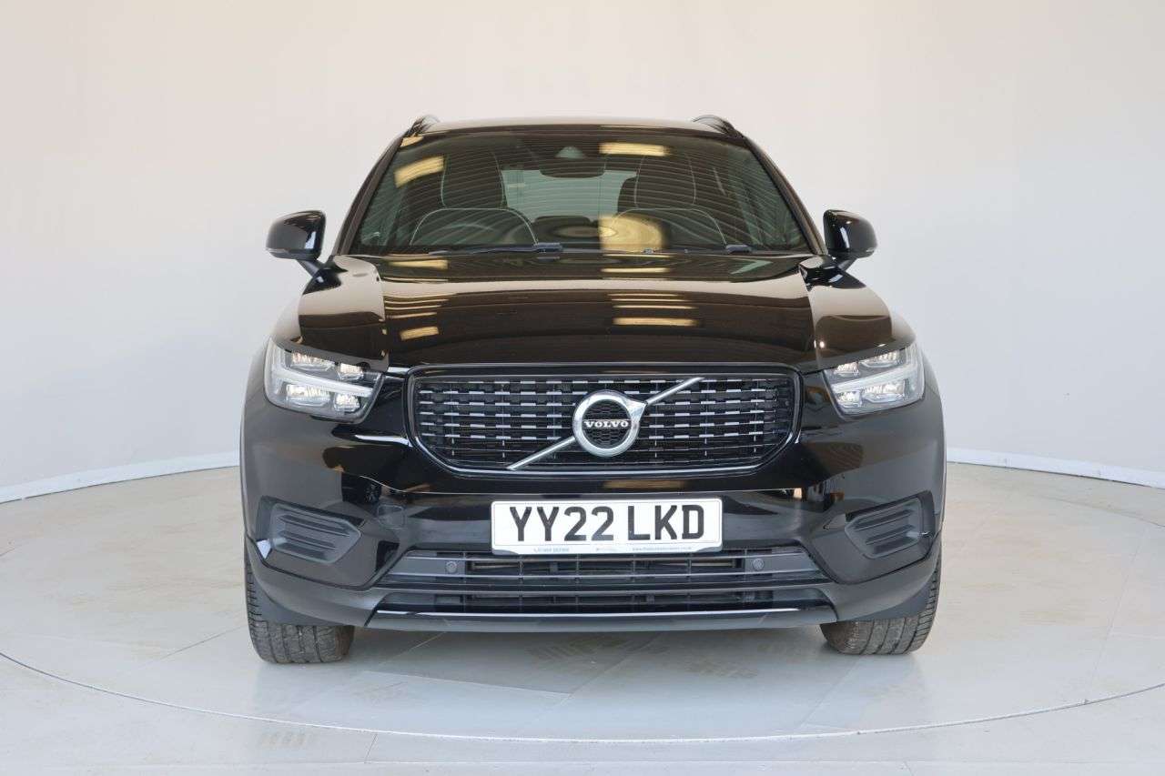 2022 VOLVO XC40 2022 VOLVO XC40