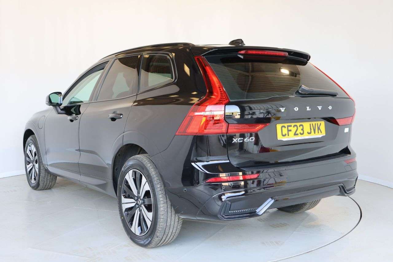 2023 VOLVO XC60 2023 VOLVO XC60