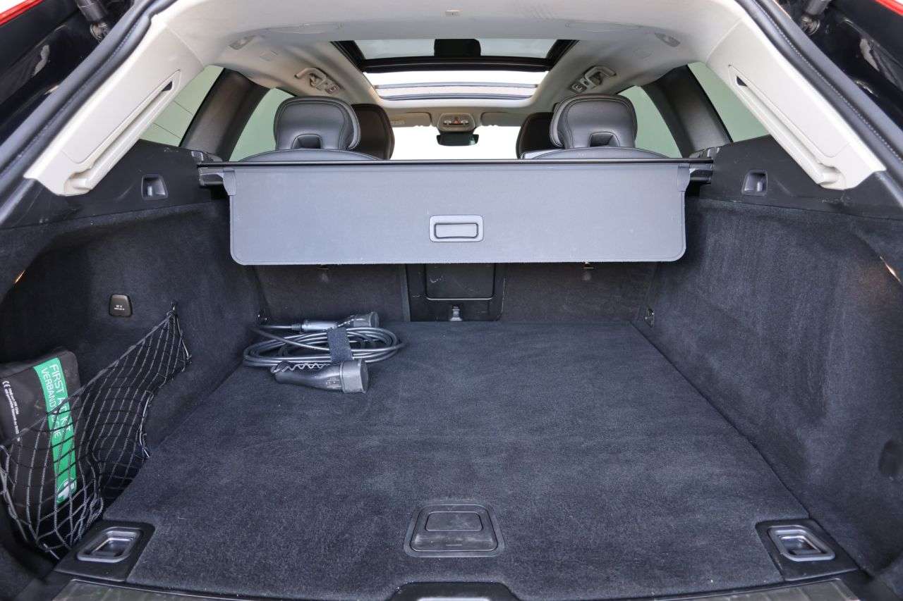2023 VOLVO XC60 2023 VOLVO XC60