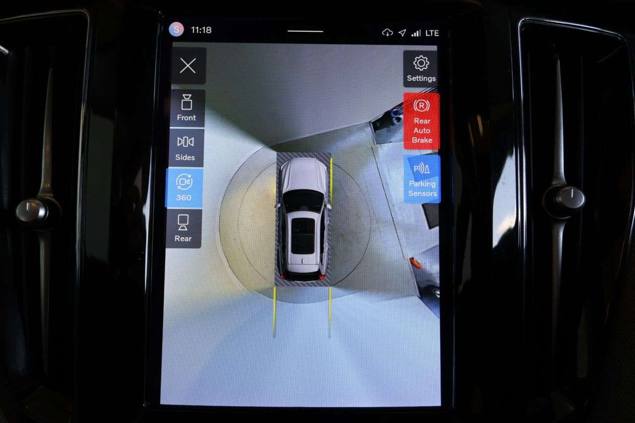2023 VOLVO XC60 2023 VOLVO XC60