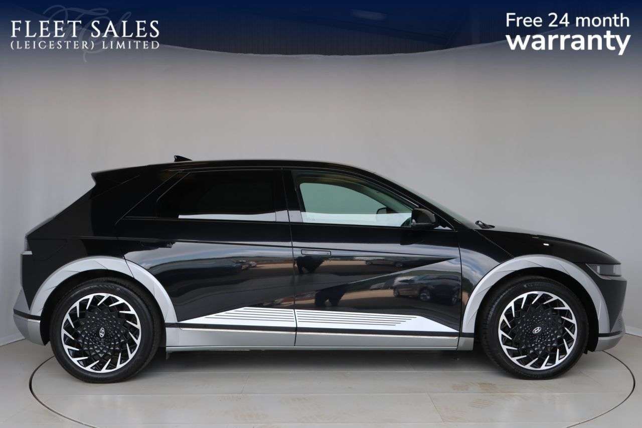 A 2022 HYUNDAI IONIQ 5 73kWh Ultimate Hatchback 5dr Electric Auto (217 ps) HEATED STEERING WHEEL A 2022 HYUNDAI IONIQ 5 73kWh Ultimate Hatchback 5dr Electric Auto (217 ps) HEATED STEERING WHEEL