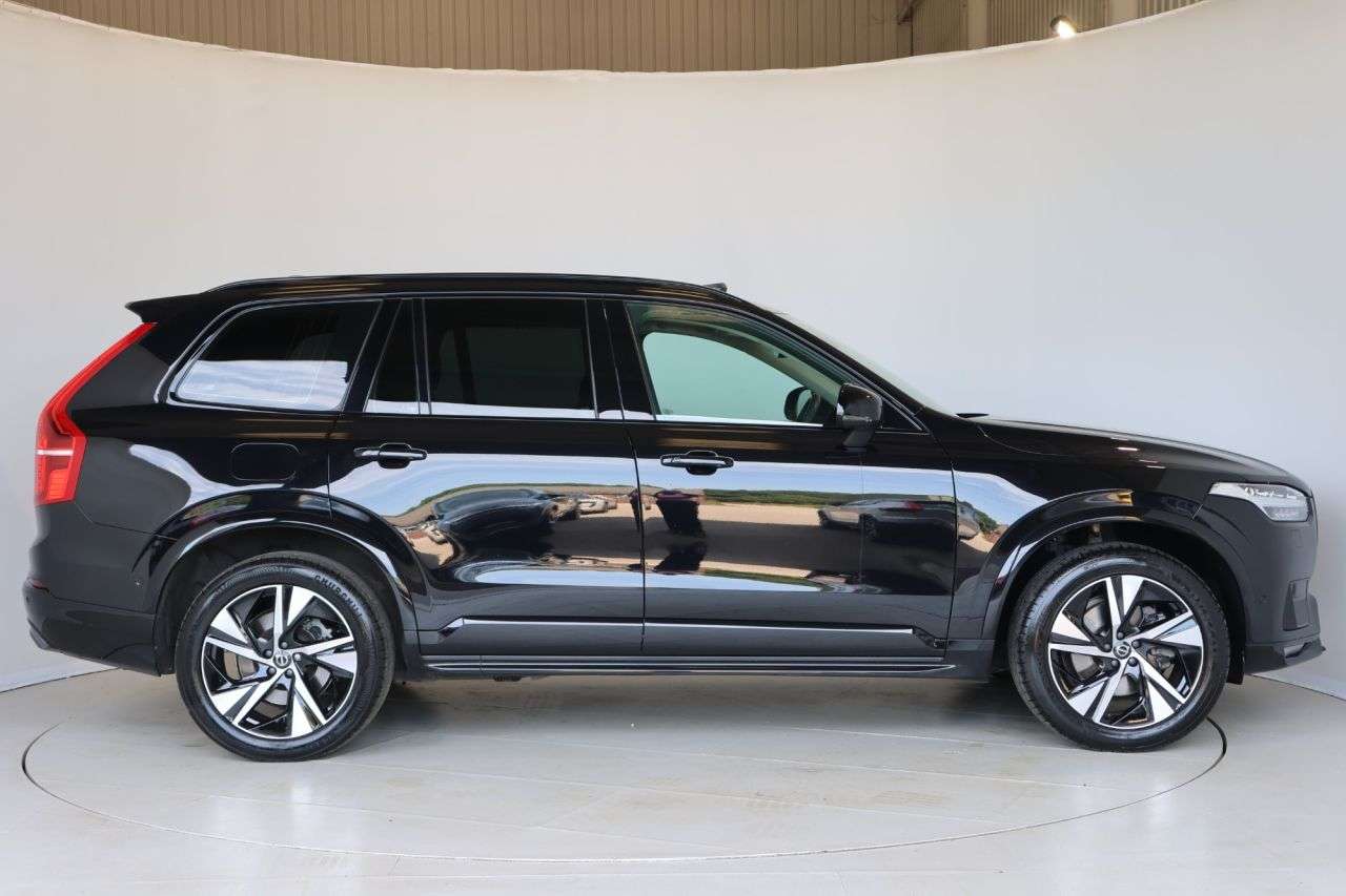A 2023 VOLVO XC90 2.0 B5 MHEV Plus SUV 5dr Diesel Hybrid Auto 4WD Euro 6 (s/s) (235 ps) APPLE A 2023 VOLVO XC90 2.0 B5 MHEV Plus SUV 5dr Diesel Hybrid Auto 4WD Euro 6 (s/s) (235 ps) APPLE