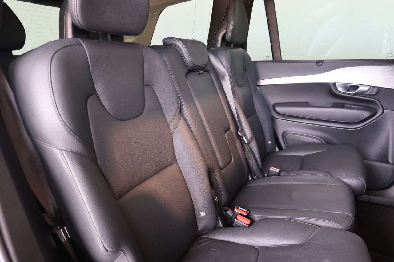 2023 VOLVO XC90 2023 VOLVO XC90