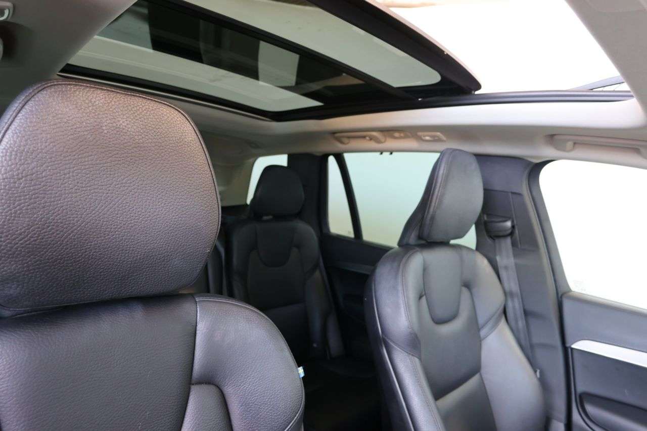 2023 VOLVO XC90 2023 VOLVO XC90