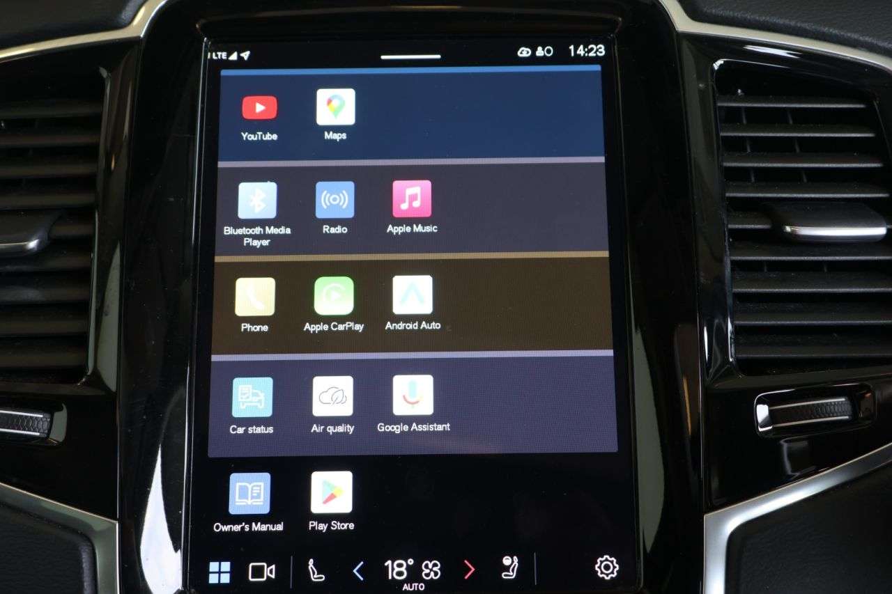 2023 VOLVO XC90 2023 VOLVO XC90