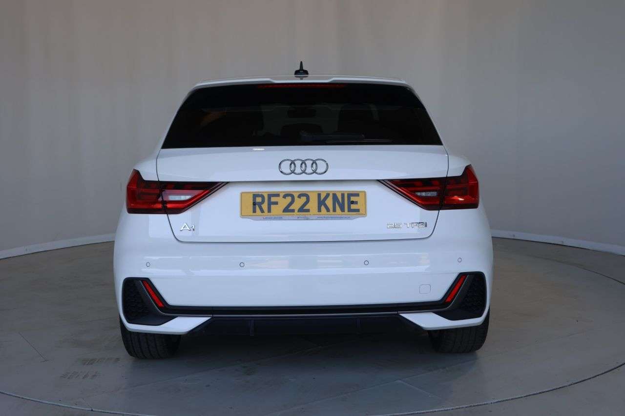 2022 AUDI A1 2022 AUDI A1