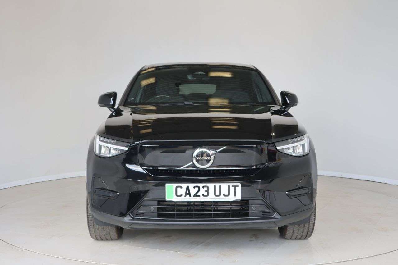 2023 VOLVO C40 2023 VOLVO C40