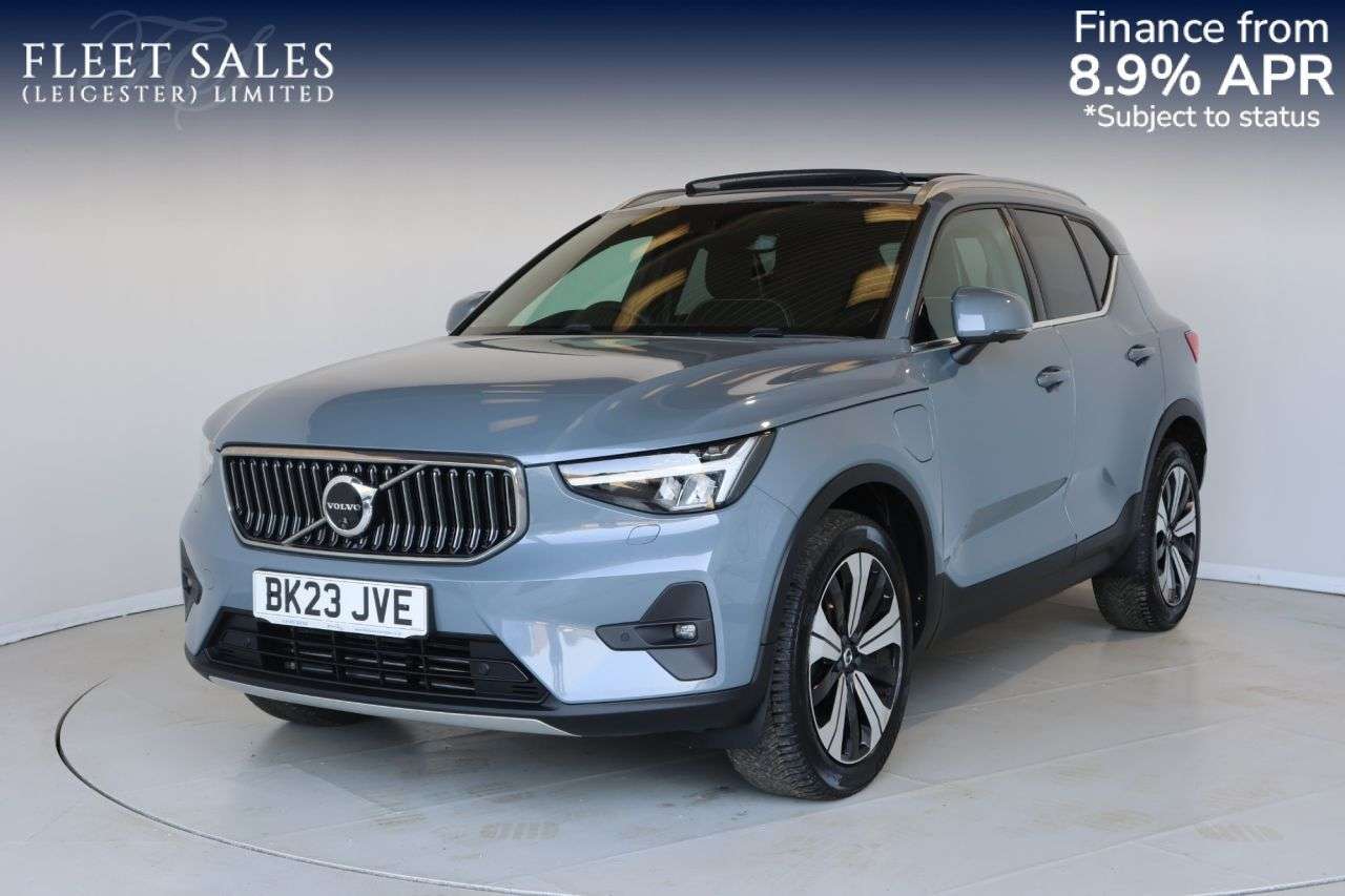 A 2023 VOLVO XC40 1.5h T5 Recharge 10.7kWh Ultimate Bright SUV 5dr Petrol Plug-in Hybrid Auto A 2023 VOLVO XC40 1.5h T5 Recharge 10.7kWh Ultimate Bright SUV 5dr Petrol Plug-in Hybrid Auto