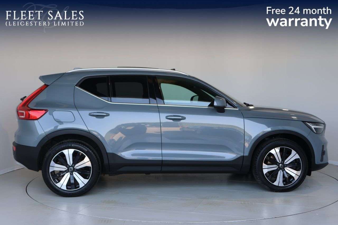 A 2023 VOLVO XC40 1.5h T5 Recharge 10.7kWh Ultimate Bright SUV 5dr Petrol Plug-in Hybrid Auto A 2023 VOLVO XC40 1.5h T5 Recharge 10.7kWh Ultimate Bright SUV 5dr Petrol Plug-in Hybrid Auto
