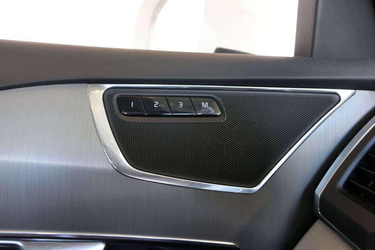 2022 VOLVO XC90 2022 VOLVO XC90